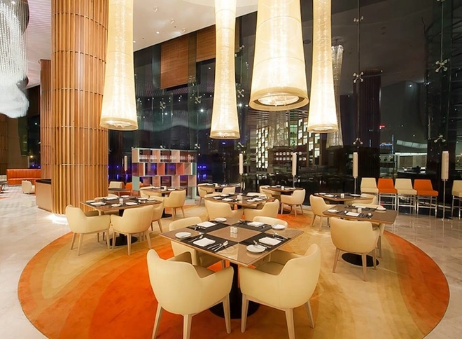 French Grill (Đỗ Đức Dục, Từ Liêm): Nằm trong khách sạn JW Marriott, French Grill có thiết kế sang trọng, lịch lãm, với thực đơn phong phú và chất lượng đồ ăn tuyệt hảo. Đặc biệt, các du khách quốc tế đánh giá bữa sáng muộn ở đây là “tuyệt nhất Việt Nam”. French Grill (Đỗ Đức Dục, Từ Liêm): Nằm trong khách sạn JW Marriott, French Grill có thiết kế sang trọng, lịch lãm, với thực đơn phong phú và chất lượng đồ ăn tuyệt hảo. Đặc biệt, các du khách quốc tế đánh giá bữa sáng muộn ở đây là “tuyệt nhất Việt Nam”.