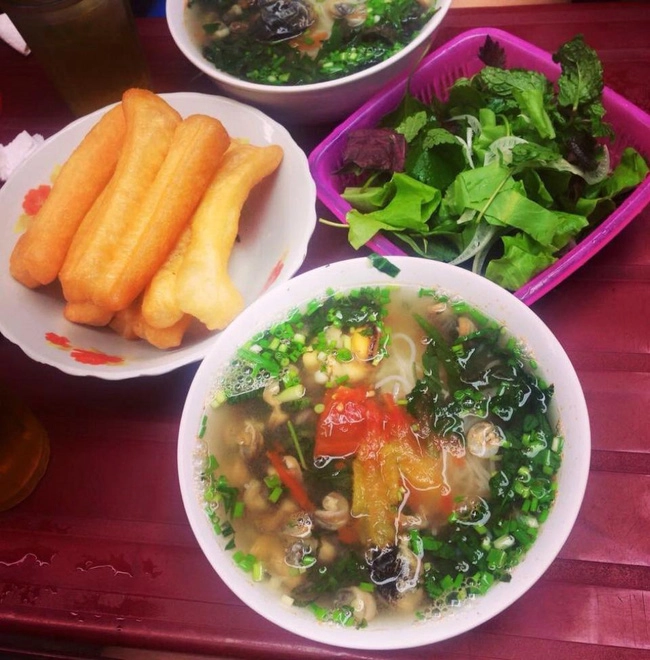 10-quan-bun-rieu-bun-oc-nghe-da-thay-ngon-sau-nhung-ngay-ngat-ngay-vi-an-tet-ivivu-22