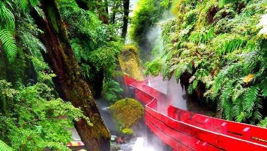 Termas Geometricas, Pucon, Chile Termas Geometricas, Pucon, Chile