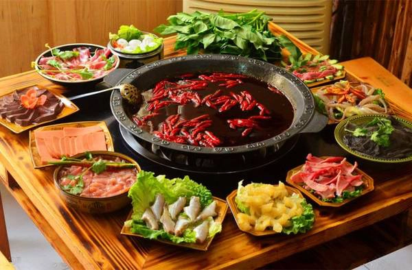 Món ăn Trùng Khánh được biết đến với vị cay đặc trừng. Ảnh:easytourchina.com Món ăn Trùng Khánh được biết đến với vị cay đặc trừng. Ảnh:easytourchina.com