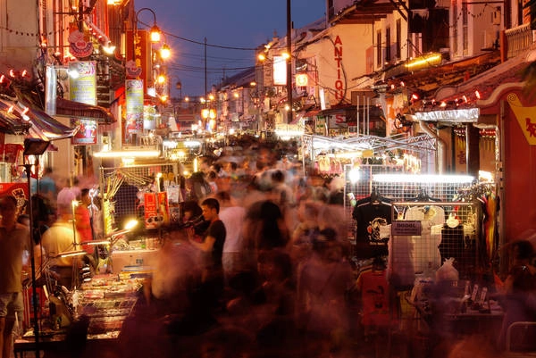 Phố Jonker tấp nập du khách. Ảnh: flickr/Asian Development Bank Phố Jonker tấp nập du khách. Ảnh: flickr/Asian Development Bank
