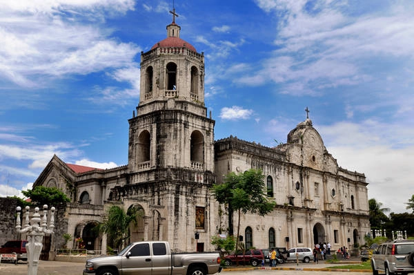 Các công trình kiến trúc cổ kính ở Cebu. Ảnh: seansabado.com Các công trình kiến trúc cổ kính ở Cebu. Ảnh: seansabado.com