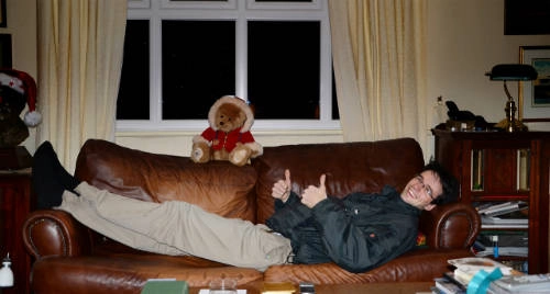 Những du khách sử dụng couchsurfing thường chỉ cần một chiếc ghế sofa cho giấc ngủ của mình. Ảnh: peterustage