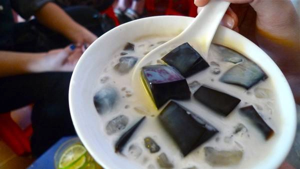 Chè chuối, chè khoai... Chè chuối, chè khoai...