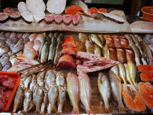 Thưởng thức "đại tiệc" hải sản ở chợ cá Đài Bắc.