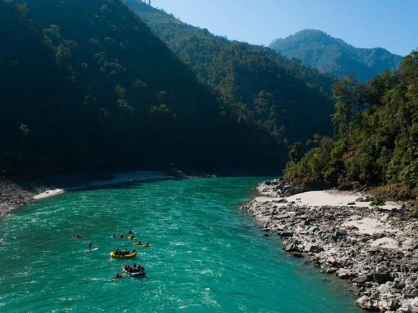 Karnali là dòng sông dài nhất Nepal, nơi du khách được thỏa sức thuê thuyền chèo và ngắm cảnh rừng cây xanh mướt với bãi cát trắng hai bên. Karnali là dòng sông dài nhất Nepal, nơi du khách được thỏa sức thuê thuyền chèo và ngắm cảnh rừng cây xanh mướt với bãi cát trắng hai bên.