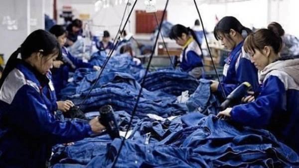 Thành phố Xintang, thủ phủ của vải jean - Ảnh: babakathullu Thành phố Xintang, thủ phủ của vải jean - Ảnh: babakathullu