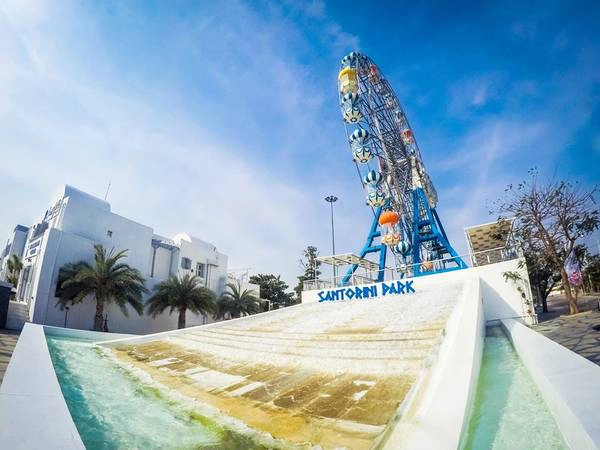 Ảnh: Fanpage Santorini Park Cha-Am