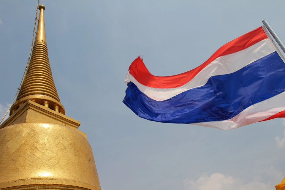 Bangkok luôn nằm trong top những thành phố dẫn đầu lượng khách đến của thế giới. Với người Việt, các địa danh du lịch như Bangkok, Pattaya, Chieng Mai, Kanchanaburi, Phuket, Khao Yai, Koh Samui… đã quá quen thuộc. Tuy nhiên, xứ sở của chùa vàng, của nụ cười vẫn liên tục khiến du khách ngạc nhiên với bao điều lý thú về văn hóa, lịch sử và cuộc sống. Ảnh: Johan Fantenberg. Bangkok luôn nằm trong top những thành phố dẫn đầu lượng khách đến của thế giới. Với người Việt, các địa danh du lịch như Bangkok, Pattaya, Chieng Mai, Kanchanaburi, Phuket, Khao Yai, Koh Samui… đã quá quen thuộc. Tuy nhiên, xứ sở của chùa vàng, của nụ cười vẫn liên tục khiến du khách ngạc nhiên với bao điều lý thú về văn hóa, lịch sử và cuộc sống. Ảnh: Johan Fantenberg.