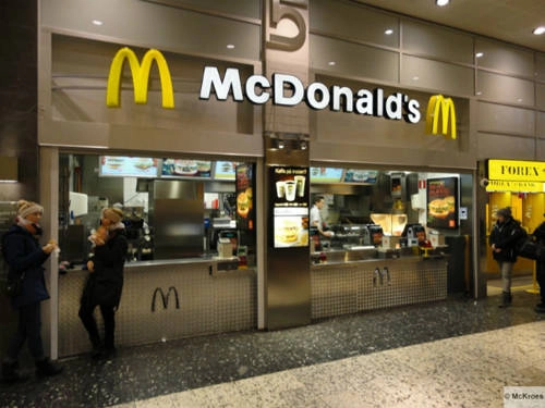 Thụy Điển có số lượng cửa hàng McDonald trên bình quân đầu người cao nhất ở châu Âu.