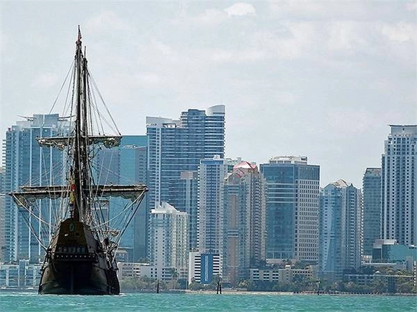 Miami, bang Florida, Mỹ – Rất nhiều người dân Miami viết trên City-data "Sự khiếm nhã ở đây vượt ngoài tầm kiểm soát". Miami, bang Florida, Mỹ – Rất nhiều người dân Miami viết trên City-data "Sự khiếm nhã ở đây vượt ngoài tầm kiểm soát".