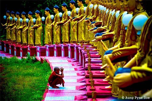 Tượng Phật ở miền Đông Bago. Tượng Phật ở miền Đông Bago.