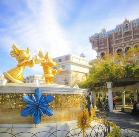 Disneyland, Tokyo, Nhật Bản.