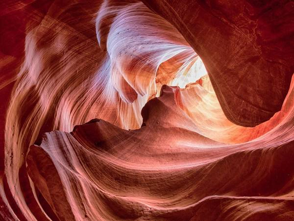 Hẻm núi Antelope, bang Arizona. Đây là điểm đến của những người đam mê nhiếp ảnh. Ảnh: Getty.