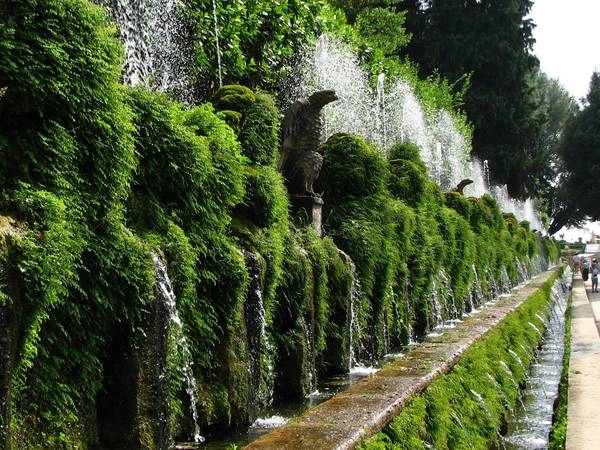 ivivu-wander-through-the-lush-gardens-of-the-villa-deste-in-tivoli-italy