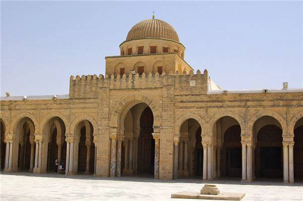 23-ly-do-khien-du-khach-kho-long--quay-lung--voi-du-lich-tunisia-ivivu-5
