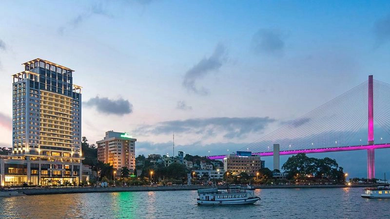 2n1d -o-khach-san-wyndham-legend-ha-long-trai-nghiem-thuy-phi-co-chi-voi-3799000-dong-khach-ivivu-2