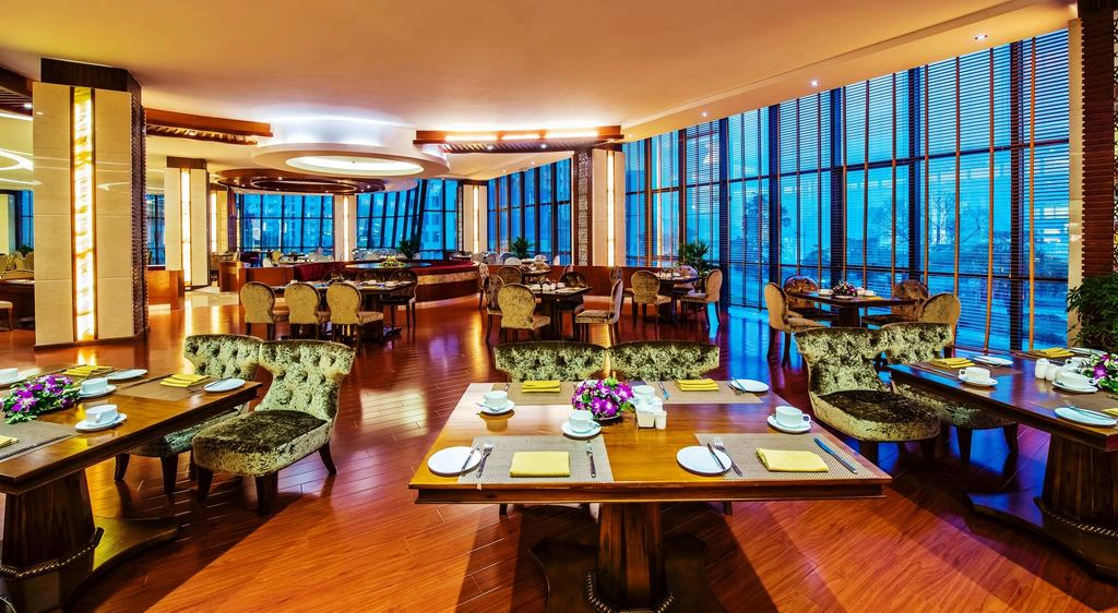 Mưong-Thanh-Luxury-Quang-Ninh-ivivu-4