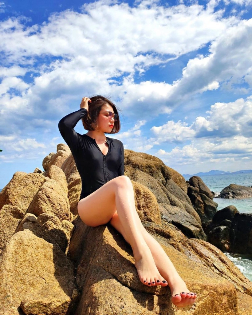 3-hon-dao-xanh-dep-hut-khach-du-lich-o-quy-nhon-ivivu-1