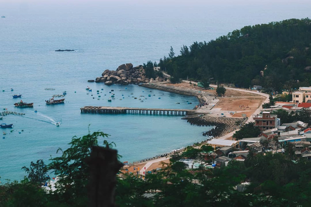 3-hon-dao-xanh-dep-hut-khach-du-lich-o-quy-nhon-ivivu-3