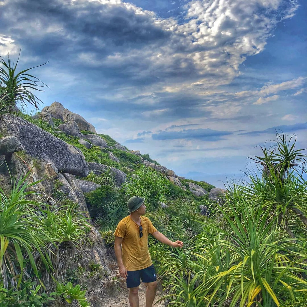 3-hon-dao-xanh-dep-hut-khach-du-lich-o-quy-nhon-ivivu-7