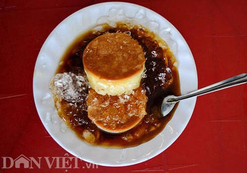 Bánh flan mát lạnh giúp giải nhiệt vào những ngày nóng ở Sài Gòn. Ảnh: Tâm Di Bánh flan mát lạnh giúp giải nhiệt vào những ngày nóng ở Sài Gòn. Ảnh: Tâm Di
