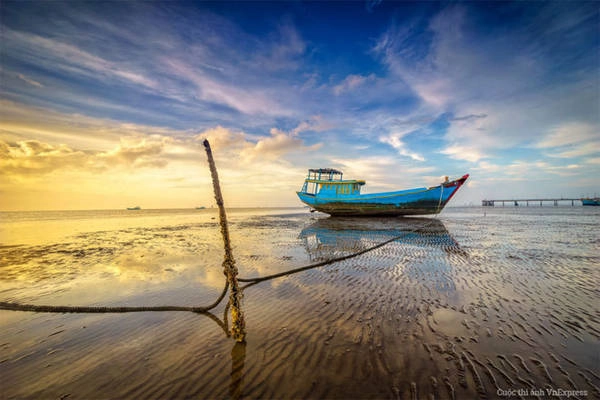 Tác phẩm "Nghỉ ngơi" - Phạm Văn Tỵ