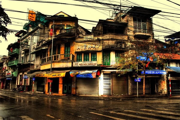 Phố cổ Hà Nội là một nơi bạn có thể lang thang cả ngày. Ảnh: Kienviet
