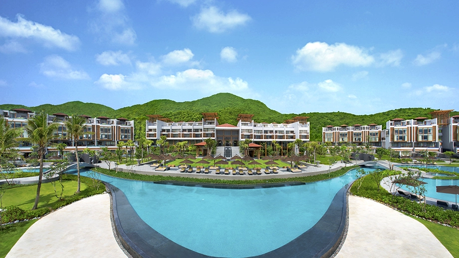 Angsana-lang-co-hue-ivivu-15