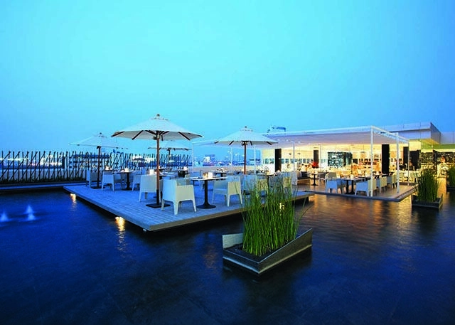 Centara-Watergate-Pavillion-Bangkok-ivivu-10