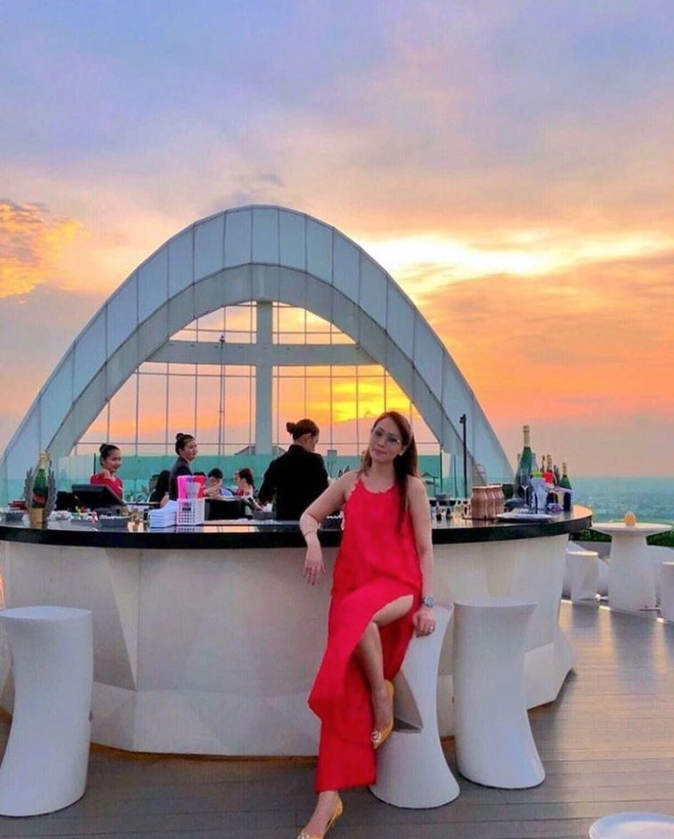Ảnh: @cruchampagnebar Ảnh: @cruchampagnebar