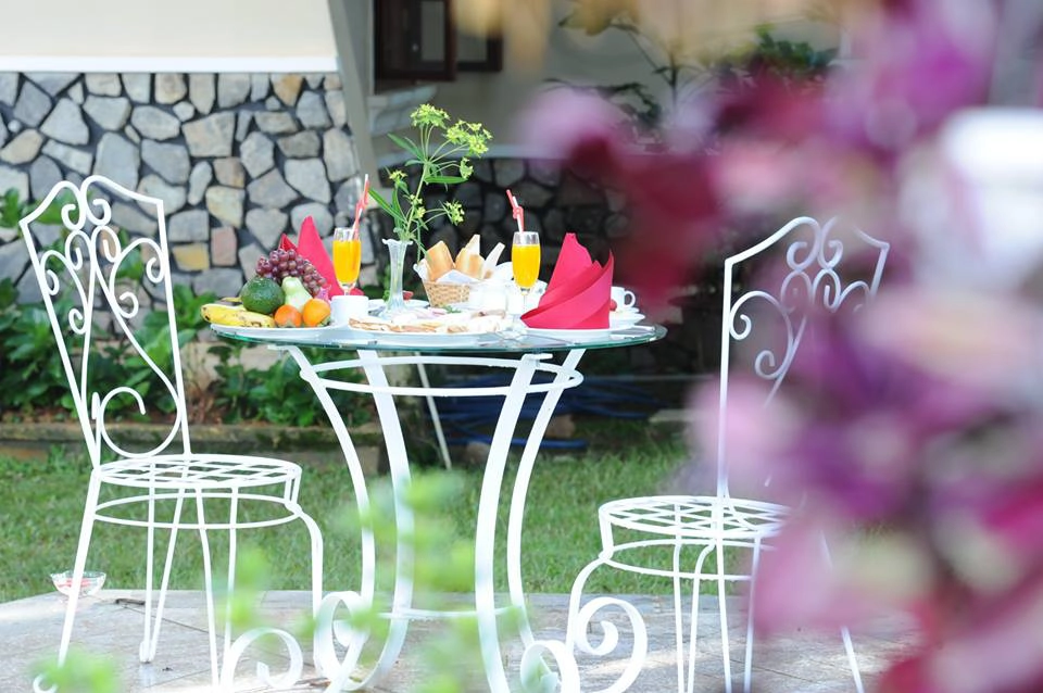 Monet-Garden-Da-Lat-ivivu-9