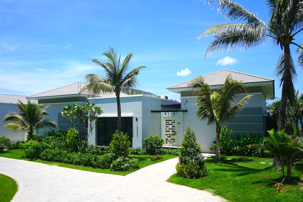 Vinpearl-Nha-Trang-Bay-Resort-Villas-ivivu-4