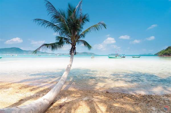 Hòn Dầu là địa điểm thích hợp để qua đêm trên đảo. Ảnh: phuquocsensetravel Hòn Dầu là địa điểm thích hợp để qua đêm trên đảo. Ảnh: phuquocsensetravel