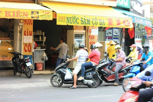 Quán đông nhất vào mỗi buổi chiều. Ảnh: Báo Phụ Nữ.