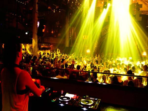 Ảnh: Flickr / Amnesia Ibiza Ảnh: Flickr / Amnesia Ibiza