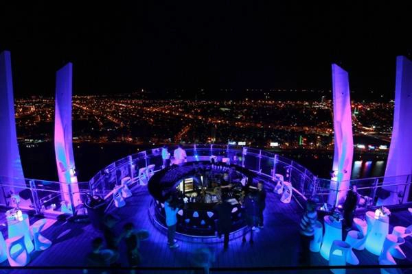 Sky Bar cao nhất Việt Nam tại Đà Nẵng. 