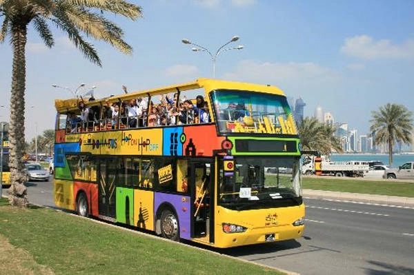 Xe hop on hop off ở Doha rất đẹp. Xe hop on hop off ở Doha rất đẹp.