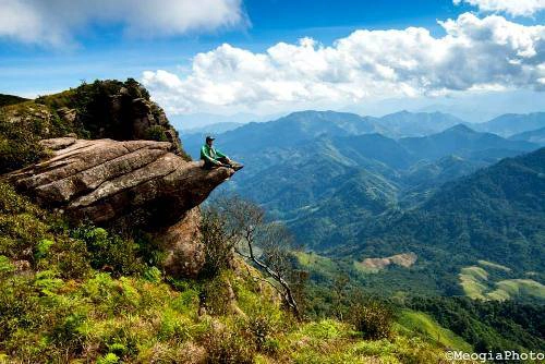 Pha Luông cũng chính là địa danh nổi tiếng trên đường đi của đoàn quân Tây Tiến năm xưa. Ảnh: Mèo Già. 48h-kham-pha-noc-nha-moc-chau-ivivu-1
