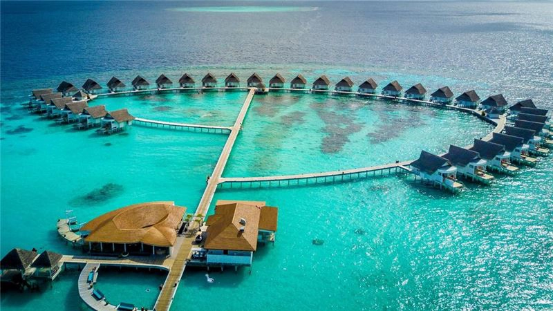 centara-grand-island-resort-spa-maldives-ivivu-3