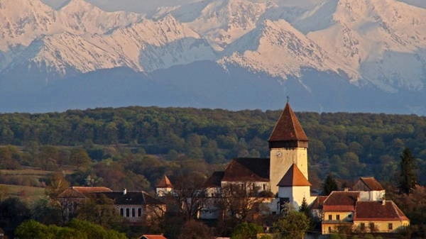 Làng cổ đại Carpathian, vùng Trasylvania của Romania