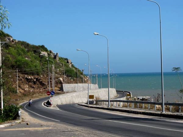 Đèo Nước Ngọt Long Hải. Ảnh: vnphoto.net
