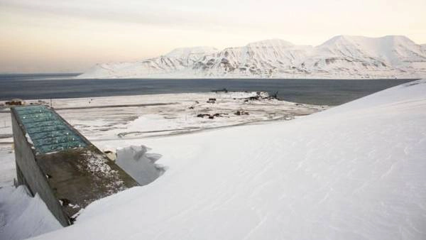 Hầm chứa hạt giống phòng chống tận thế ở đảo Spitsbergen