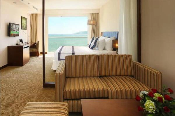 Phòng Premier Suite. Phòng Premier Suite.
