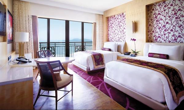 Loại phòng Grand Double hướng đồi/biển. Loại phòng Grand Double hướng đồi/biển.