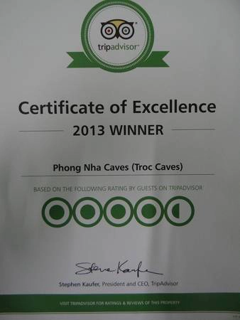 Website du lịch uy tín TripAdvisor đã bình chọn động Phong Nha - Kẻ Bàng là một trong những điểm đến du lịch tốt nhất thế giới vào năm 2013 Website du lịch uy tín TripAdvisor đã bình chọn động Phong Nha - Kẻ Bàng là một trong những điểm đến du lịch tốt nhất thế giới vào năm 2013