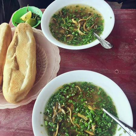 5-mon-ngon-noi-tieng-o-thanh-pho-dong-hoi-ivivu-3