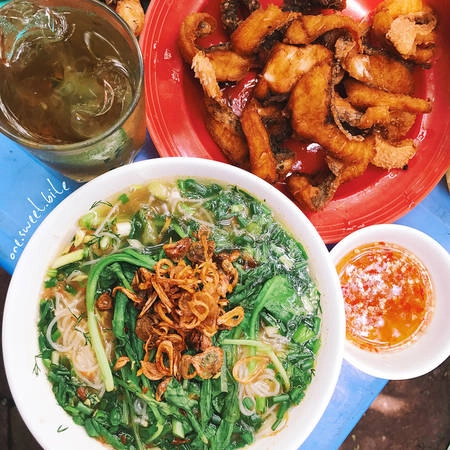 5-quan-bun-ca-o-ha-noi-ngon-khien-muc-an-mot-lan-la-me-ngay-tap-tu-ivivu-26