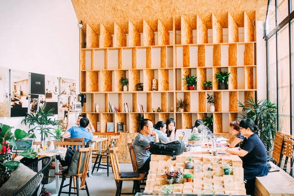 5-quan-cafe-trong-ngo-de-tim-tinh-lang-va-yen-binh-cho-nhung-ngay-cuoi-ha-ivivu-12