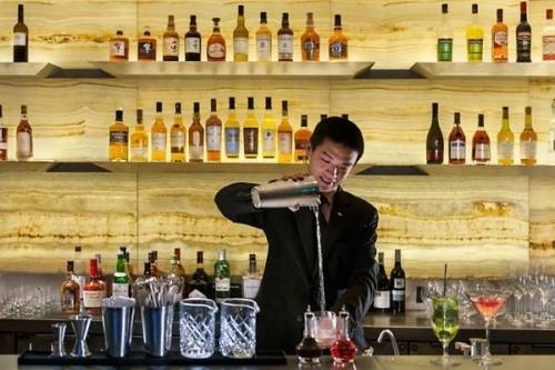Các doanh nhân thường chọn những khách sạn cao cấp có những dịch vụ thư giãn hoàn hảo nhất. 